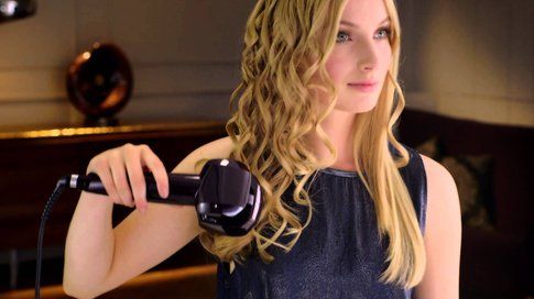 Capelli Mossi: qualche trucco veloce per farseli a casa!  Curl Secret,  fonte: babyliss.co.uk