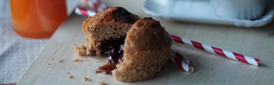 Muffin alla prugna e cioccolato per una colazione sana