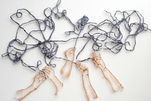 Amanda McCavour – Compound Tangle