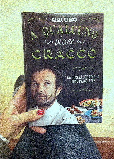 La copertina del nuovo libro di Carlo Cracco