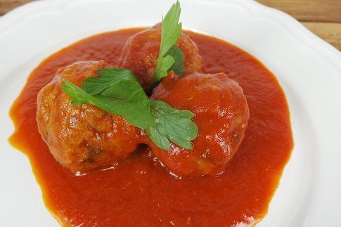 Polpette di misto carne al sugo