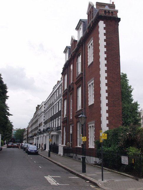 Skinny Building, London