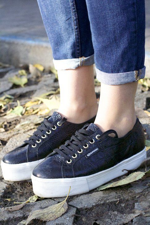 Easy Chic look per le giornate in cui vogliamo stare comode - Superga Sneakers