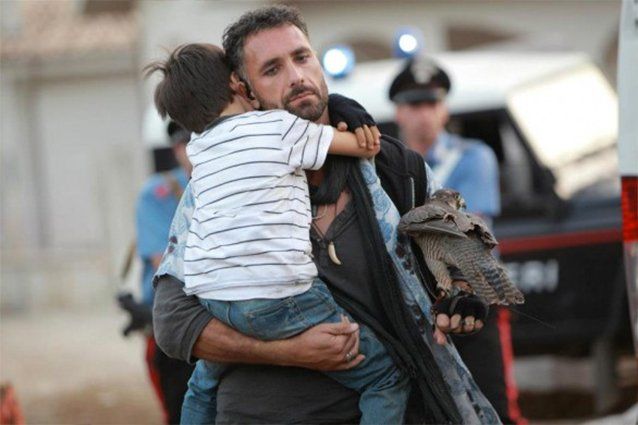 Raoul Bova mette all'asta i suoi abiti