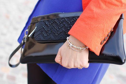 Un look colorato per rallegrare Gennaio! - Borsa Pinko