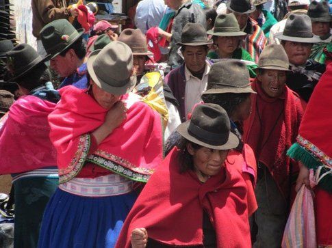 Otavalo market - Foto by www.viaggiare-low-cost.it