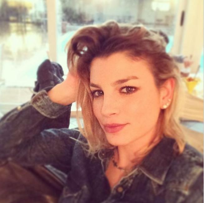 Emma Marrone scatti dal bagno