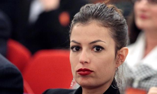 Sara Tommasi: via al processo per il porno