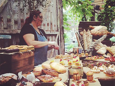 Gli australiani amano il buon cibo. Scena rubata all’Organic Bakery del popolare locale The Grounds, nel quartiere di Alexandria