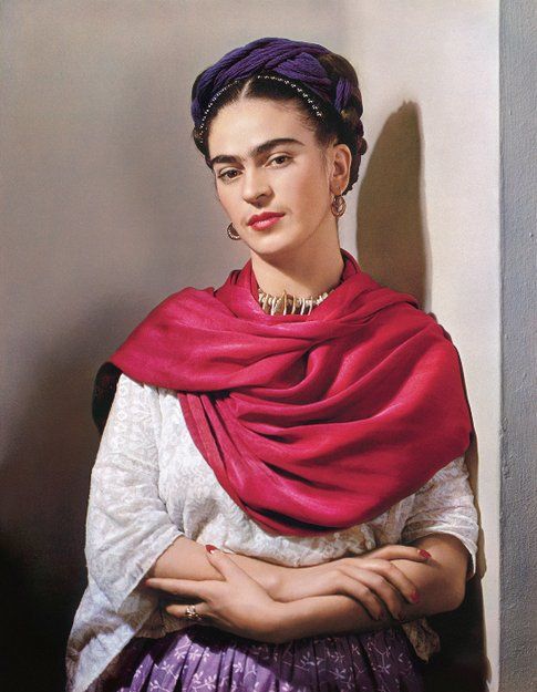 Nickolas Muray. Frida con rebozo rosso© Nickolas Muray Photo Archives