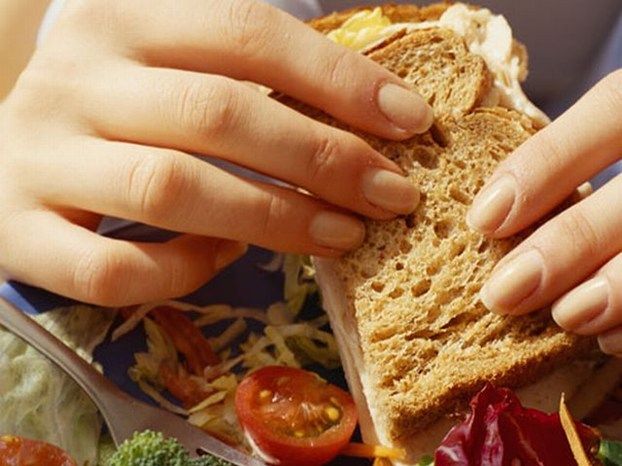 Pranzo di Pasqua: 5 consigli per restare in forma senza troppe rinunce