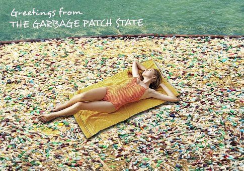 Maria Cristina Finucci Cartolina dal Garbage Patch State