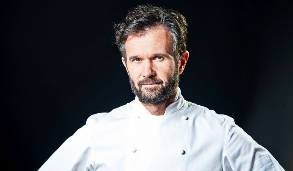 Hell's Kitchen: Cracco regna sull'inferno della cucina