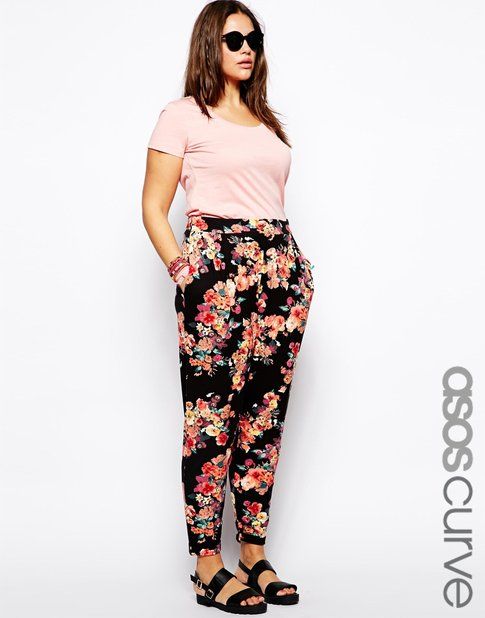 Modelle Curvy di Asos Curve