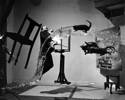 Dalì atomico di Philippe Halsman - immagine da wikipedia