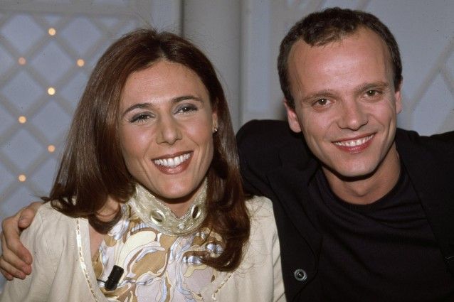Gigi D'Alessio divorzia da Carmela e sposa la sua Anna
