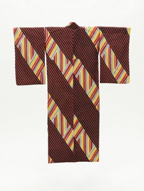 Kimono da donna con righe diagonali e verticali. 1950 Photo ©2014 Museum Associates/LACMA