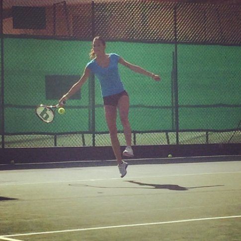 Elisabetta a lezione di tennis