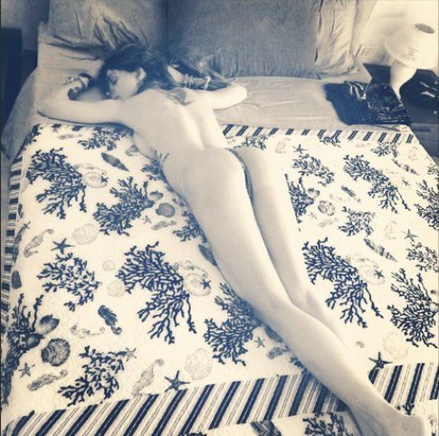Nina Moric nuda su Instagram