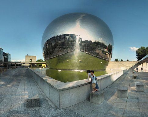 Il Géode nel Parco de la Villette - by Panoramas via Flickr