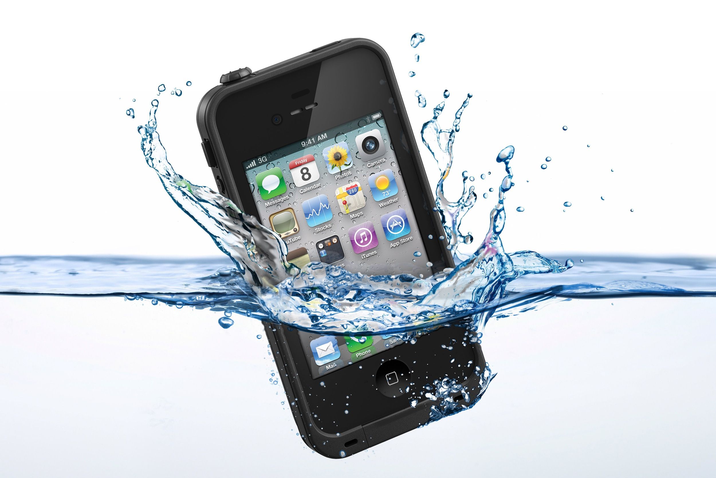 Pulire il cellulare: come eliminare sabbia, acqua e lanugine dal vostro telefono