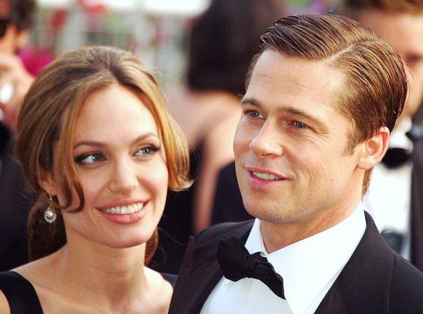 Matrimonio Pitt-Jolie: la foto di famiglia e tante indiscrezioni sul giorno delle nozze
