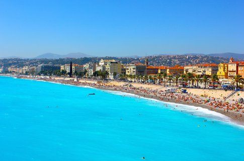 La spiaggia di Nizza - foto di Elisa Chisana Hoshi