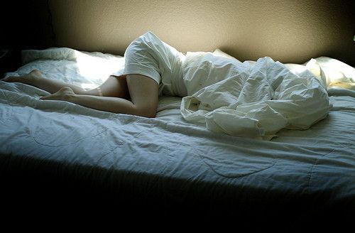 Dormire nudi fa bene alla salute: 8 motivi per farlo!