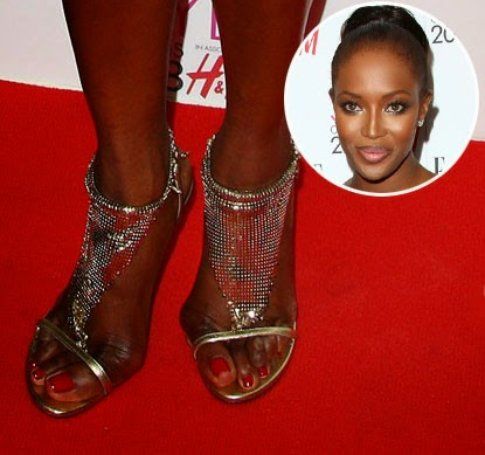 I piedi di Naomi Campbell