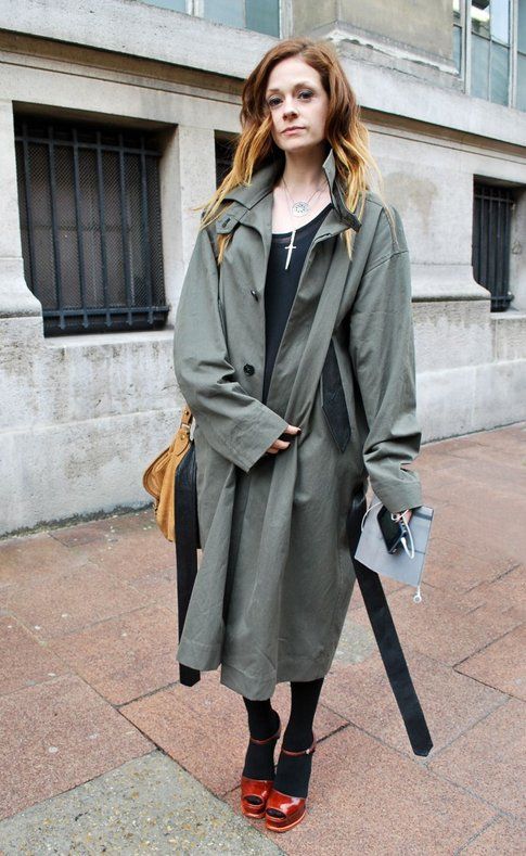 Trench in cotone pesante nel colore verde similar parka