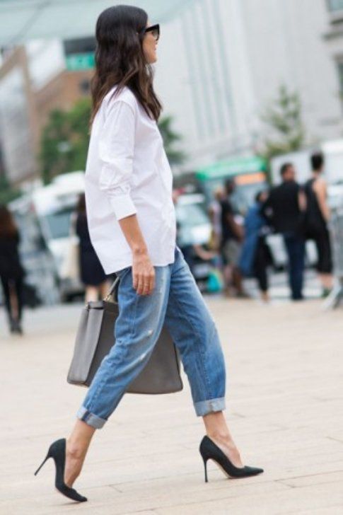 Camicia bianca + Boyfriend jeans - Foto: style.com
