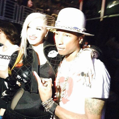 Gwen Stefani e Pharrell Williams - foto via Facebook ufficiale