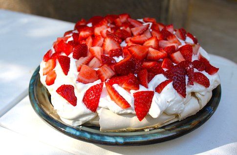 Pavlova di fragole by Molly