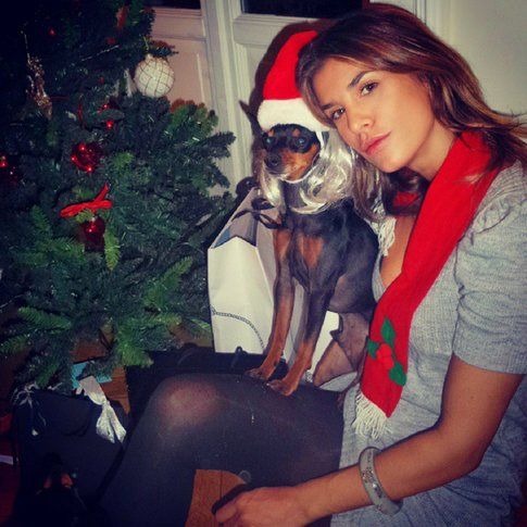 Elisabetta Canalis su Instagram insieme al suo adorato cagnolino