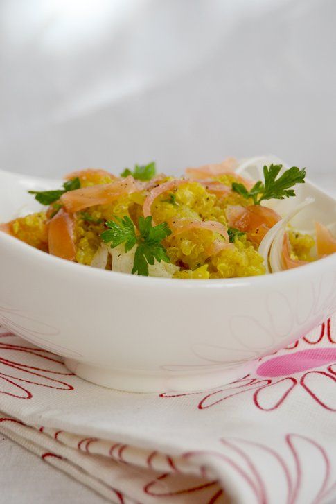 Insalata di quinoa con salmone, porri e finocchi. Ricetta e foto di Roberta Castrichella.