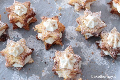 Pandoro croccante con mousse di cioccolato bianco e amaretti