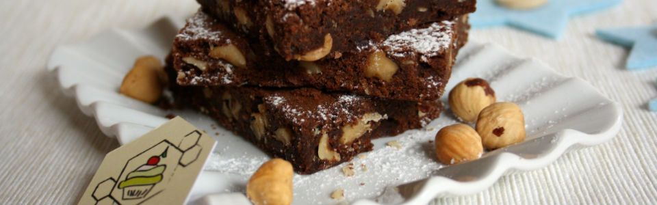 Brownie integrali alle nocciole