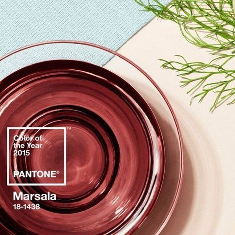 Pantone ha annunciato che il colore del 2015 sarà il Marsala, un bordeaux chiaro