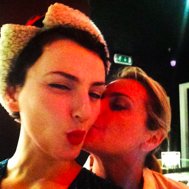 Arisa e Simona Ventura: arriva il selfie della pace!