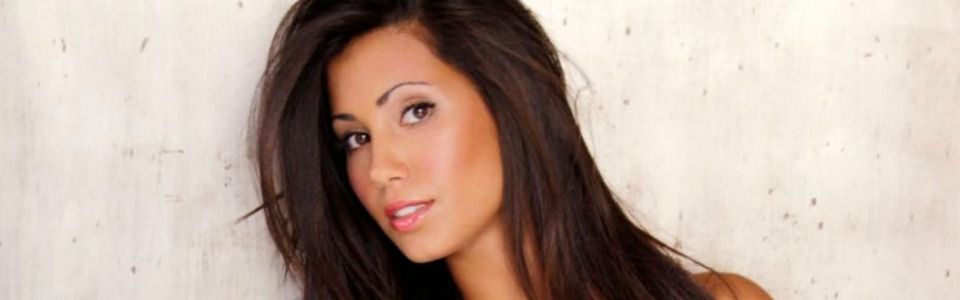 Copia il look: Federica Nargi per Golden Point