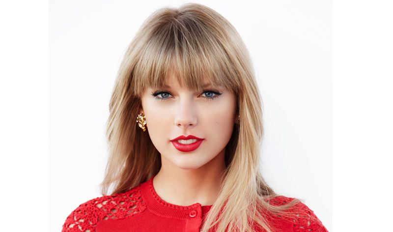 Taylor Swift: account twitter e Instagram hackerati