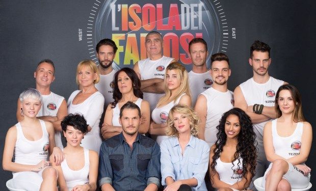 Isola dei famosi: occhi puntati sul naufrago che farà coming out