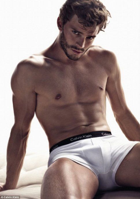 Jamie Dornan nella pubblicità per Calvin Klein