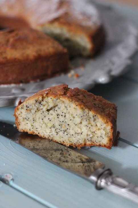 la ciambella con i semi di papavero e limone