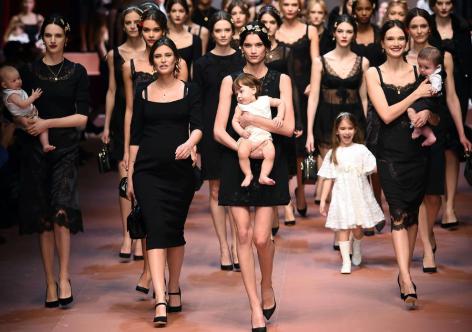 D&G: la collezione mamma 2016 incanta tutti