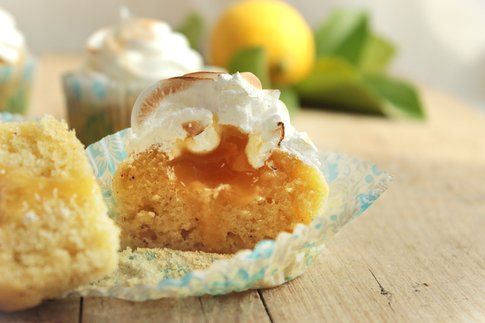 Tortini al lemon curd e meringa