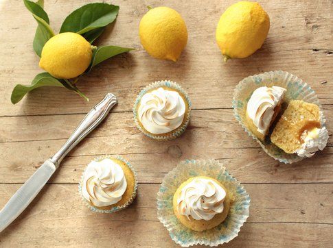 Tortini al lemon curd e meringa