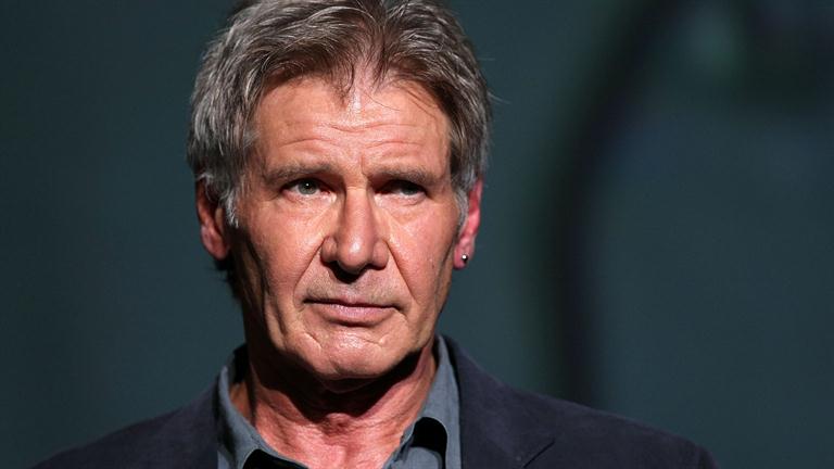 Harrison Ford precipita in aereo