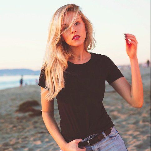 Shea Marie, blogger Californiana del blog PeaceLoveShea.com