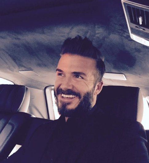 David Beckham con barba - Fonte: Facebook